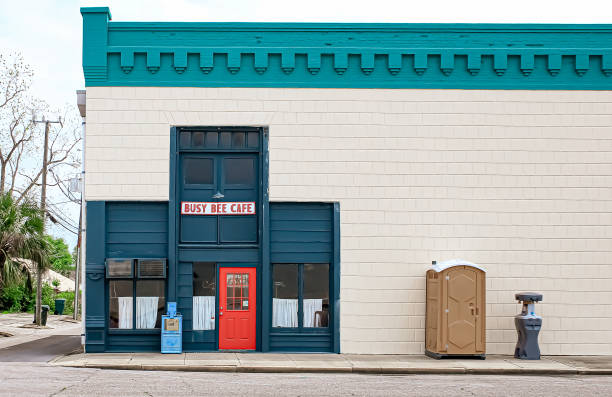 Best Portable toilet rental cost  in North Lynnwood, WA